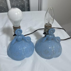L.E. Smith Southern Belle Blue Glass Bedroom Boudoir Lamp 1930s Works No Shades