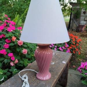 Vintage Rose Pink Ginger Jar Swirl 13 inch Lamp for Bedside Table